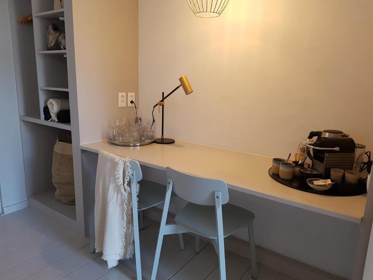The Superstay Boutique Guestroom Bed and breakfast